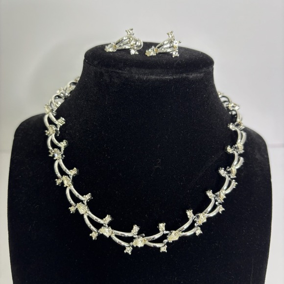 Duane Jewelry - Vintage Duane  Necklace & Earrings Jewelry Set